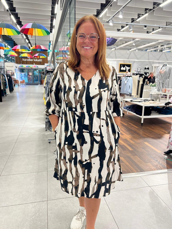 CUashley chaina short dress